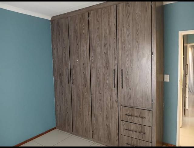 2 BEDROOM TOWNHOUSE FOR SALE IN HEATHERVIEW